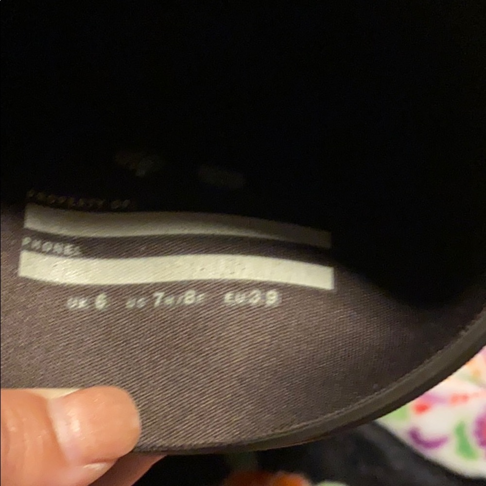 Boots - Picture 2 of 6